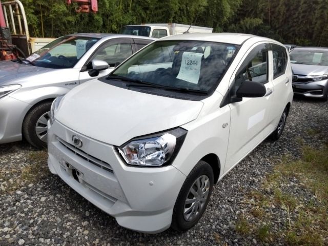 12244 Daihatsu Mira e s LA350S 2018 г. (LUM Tokyo Nyusatsu)